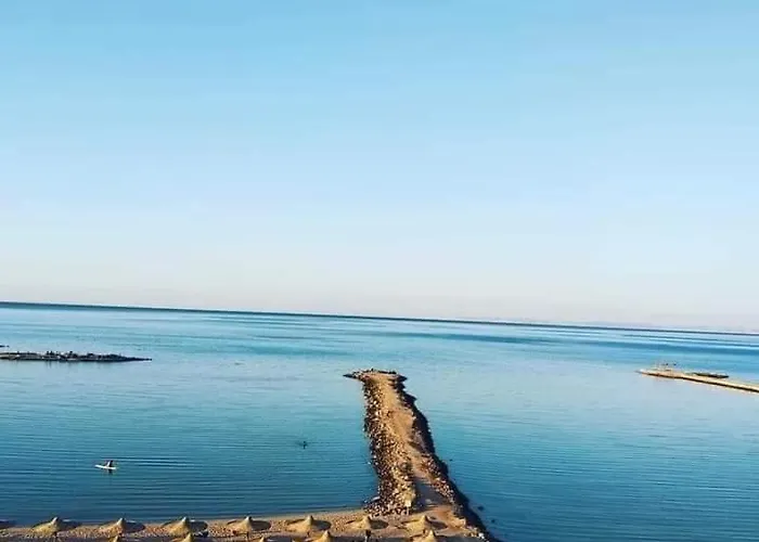 Turtles Resort- *
